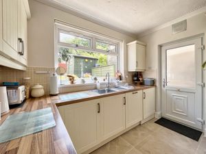 Photo 28- click for photo gallery